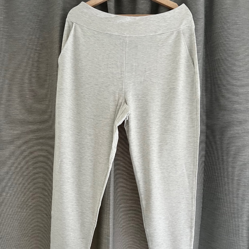 HATCH - The Indoor Outdoor Jogger - brand new 4th trimester